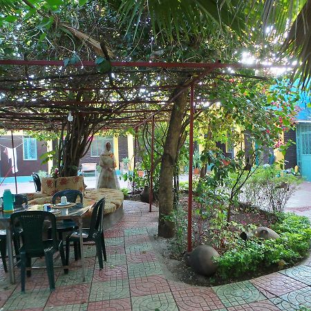 B&B The Annex Μπαχρ-Νταρ Εξωτερικό φωτογραφία